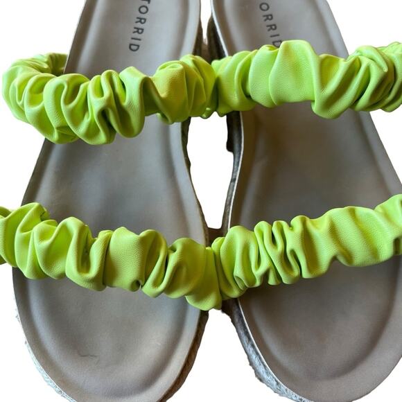 Torrid Sandals 9 Wide Width Lime Green Platform Flatform Jute Braided Flatform - Picture 2 of 7